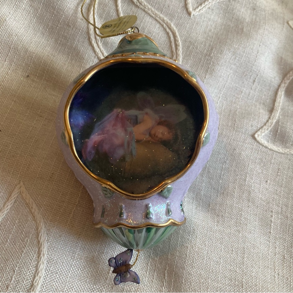 VintageHeirloomPorcelain 2000 Bradford edition Pink/Purple Garden Fairy Ornament